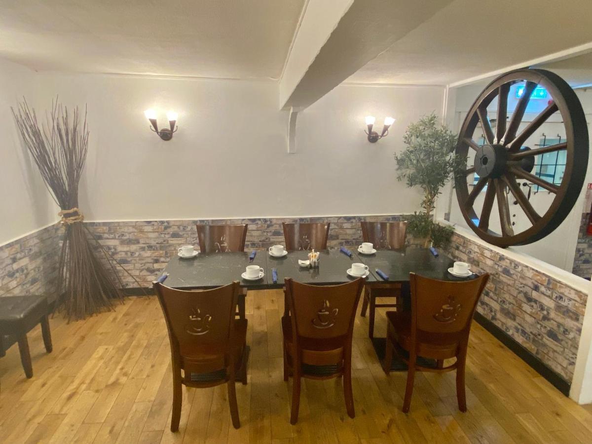 סלקירק The County Hotel - Self Check-In, Ultra Fast Wi-Fi, Free Parking, Central Location מראה חיצוני תמונה