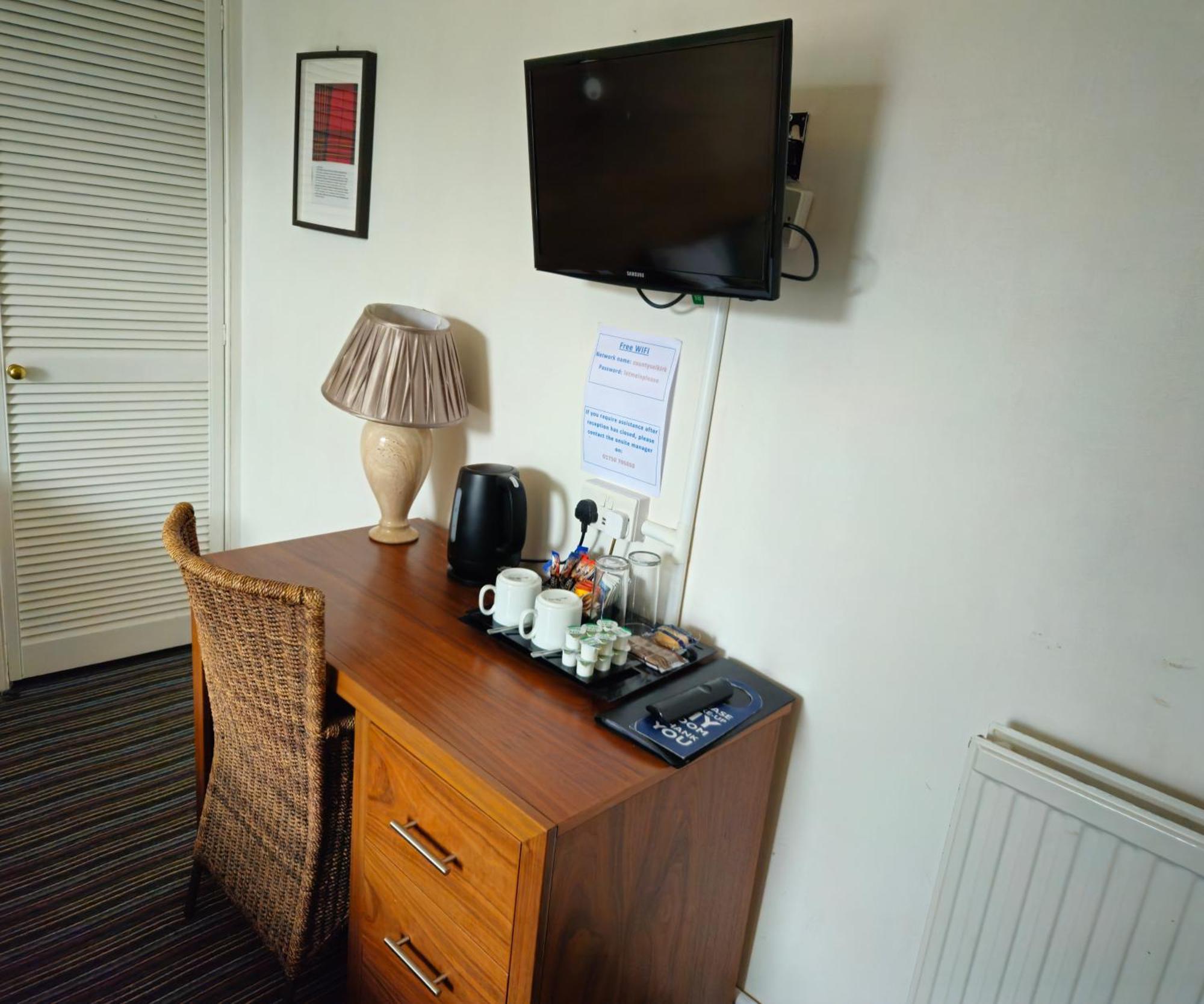 סלקירק The County Hotel - Self Check-In, Ultra Fast Wi-Fi, Free Parking, Central Location מראה חיצוני תמונה
